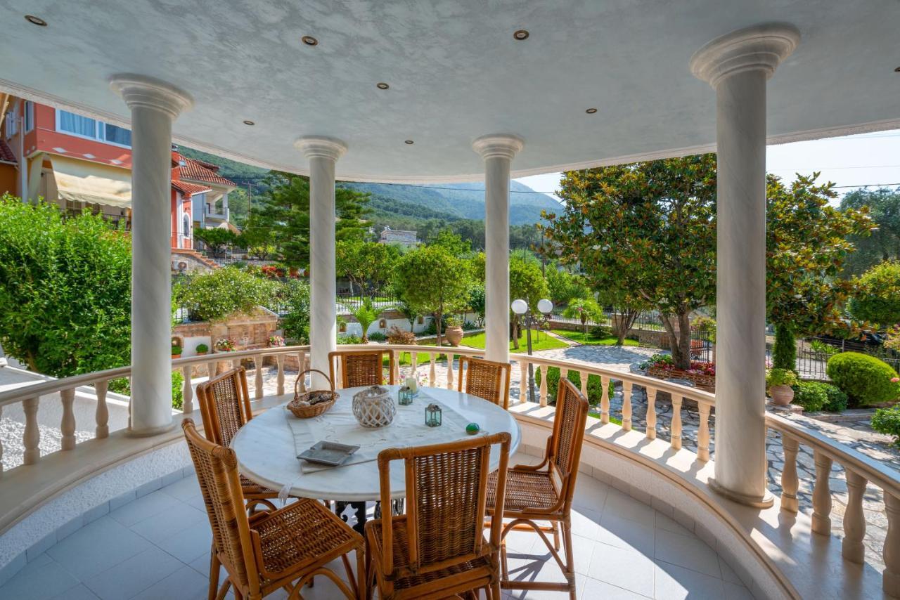 Villa Haroula Parga Bagian luar foto